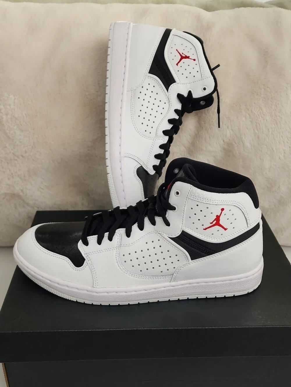 Jordan Access Mid-Top Sneakers White Black AR3762-101 Leather Upper Size 10
